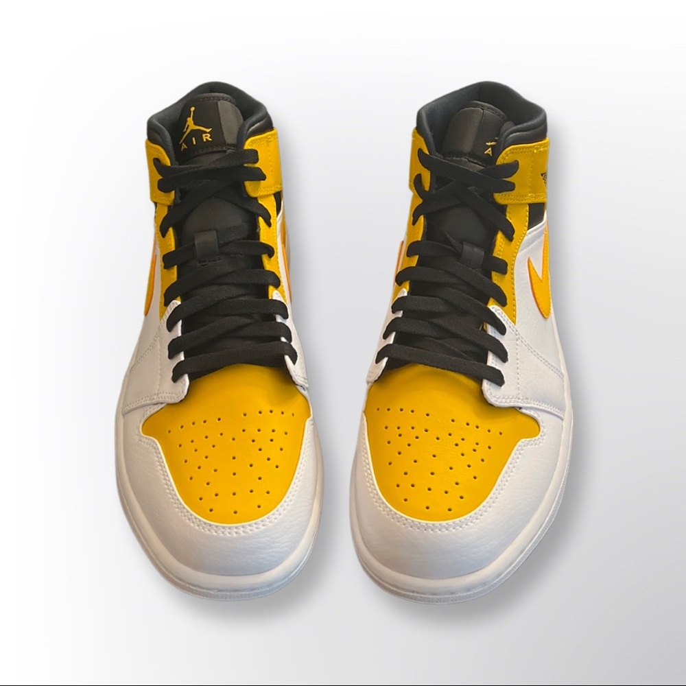New Air Jordan 1 Mid - Size 10.5
